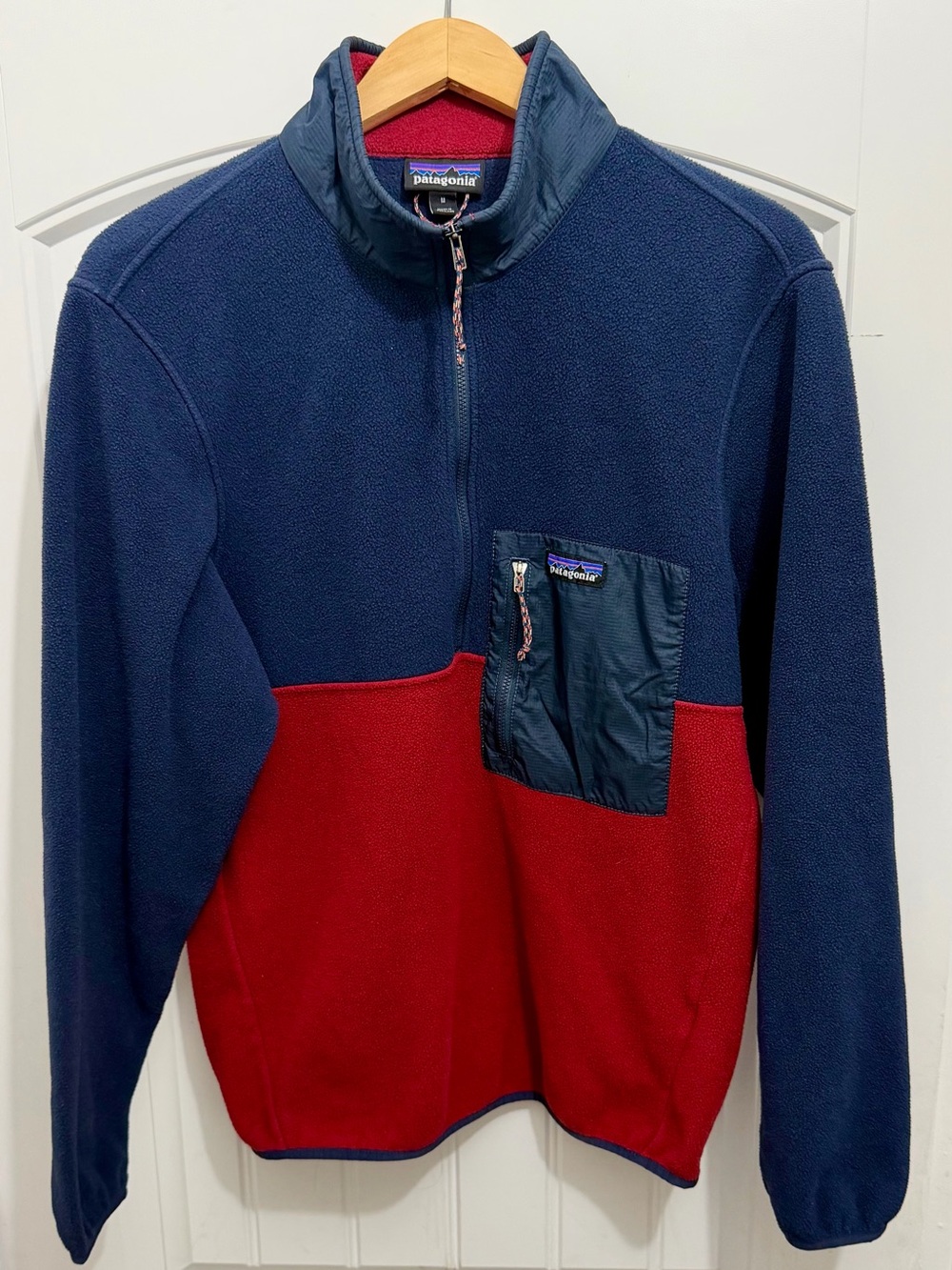 Patagonia Men’s Wax Red Navy Blue Microdini 1/2 Half Zip Pullover Size M 26200
